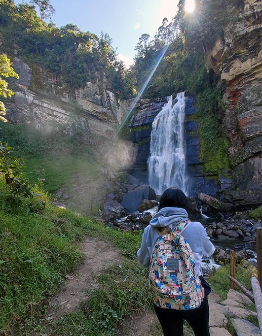 cascada-nemosten-sueva-cundinamarca-pasadia-wild-roads-turistas-colombia-19