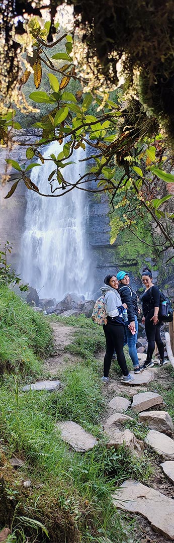 cascada-sueva-nemosten-cerca-bogota-colombia-wild-roads-5